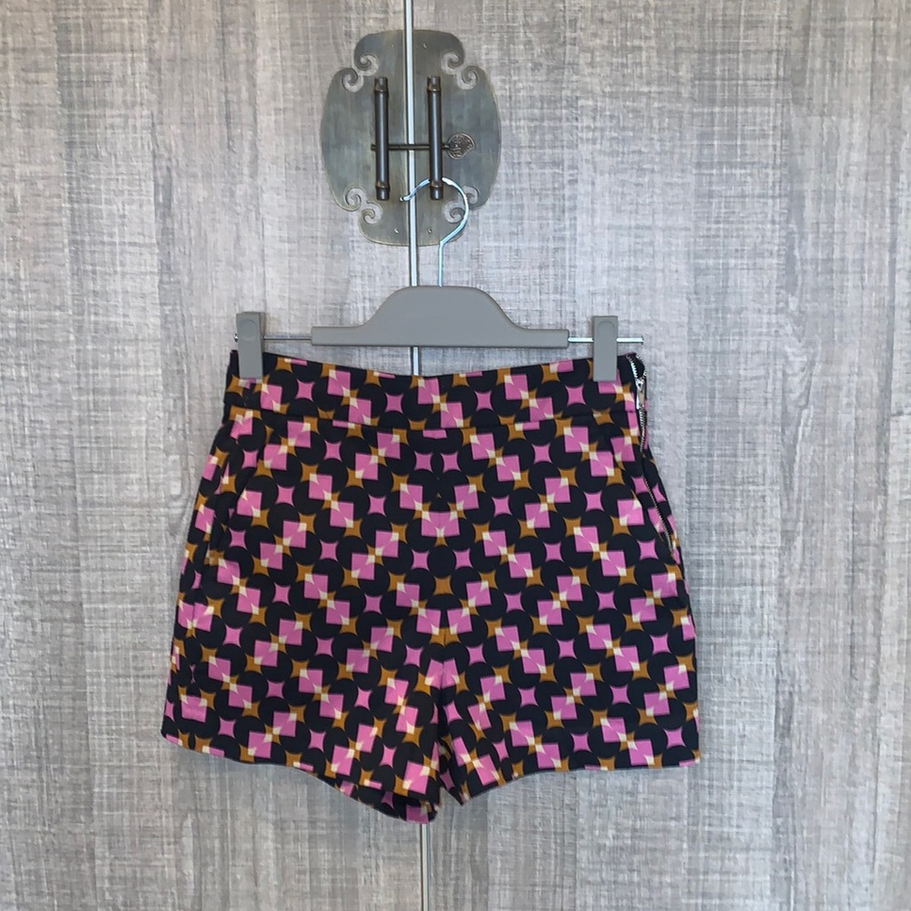 Zara Geometric High Waistโ Shorts